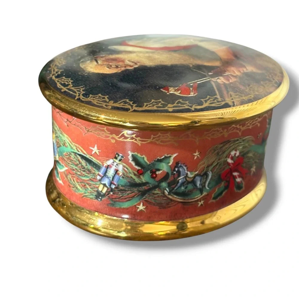 Norman Rockwell Santa's Workshop Musical Trinket Box 1997 Limited Edition 5886A